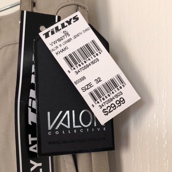 NEW! Tillys Mens Kahki Shorts - sz 32 - Picture 2 of 10